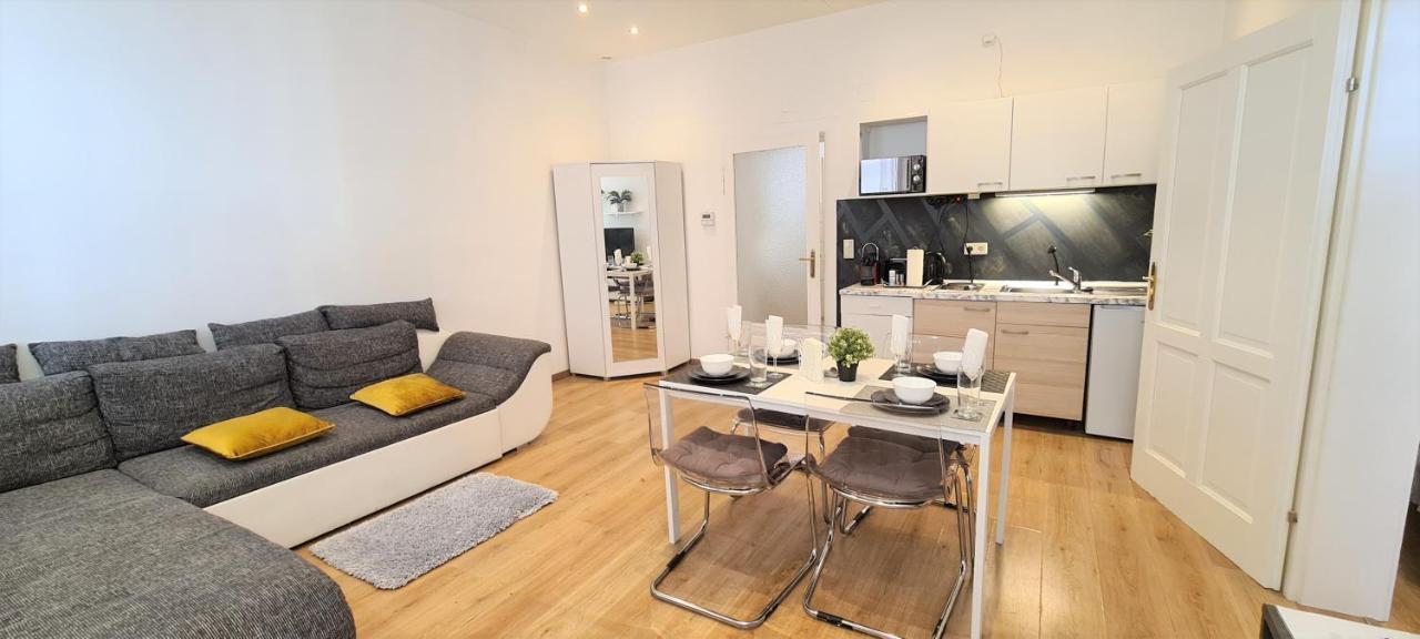 Wiener Buddha Style Flat With Inner Garden- Marzstrasse City Apartments Bagian luar foto